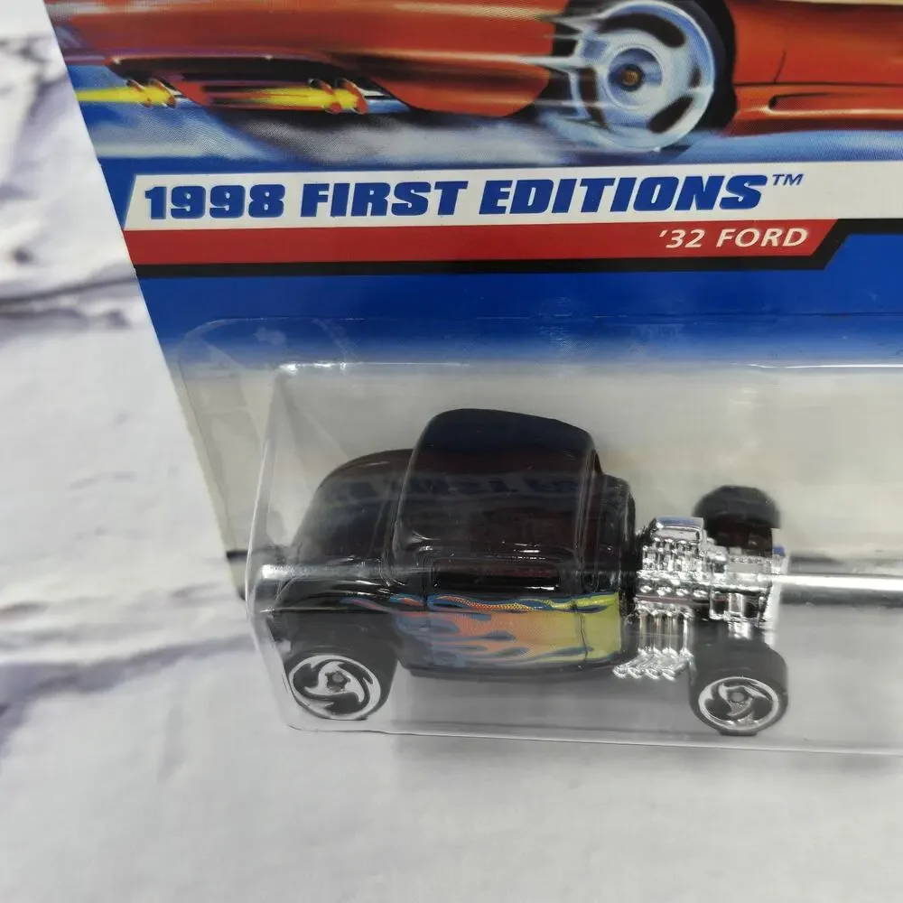 1998 Hot Wheels #636 First Editions 7/40 32 FORD Black